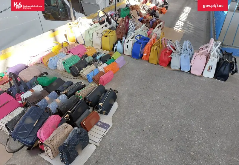 Wielka akcja KAS na targowisku w Słubicach